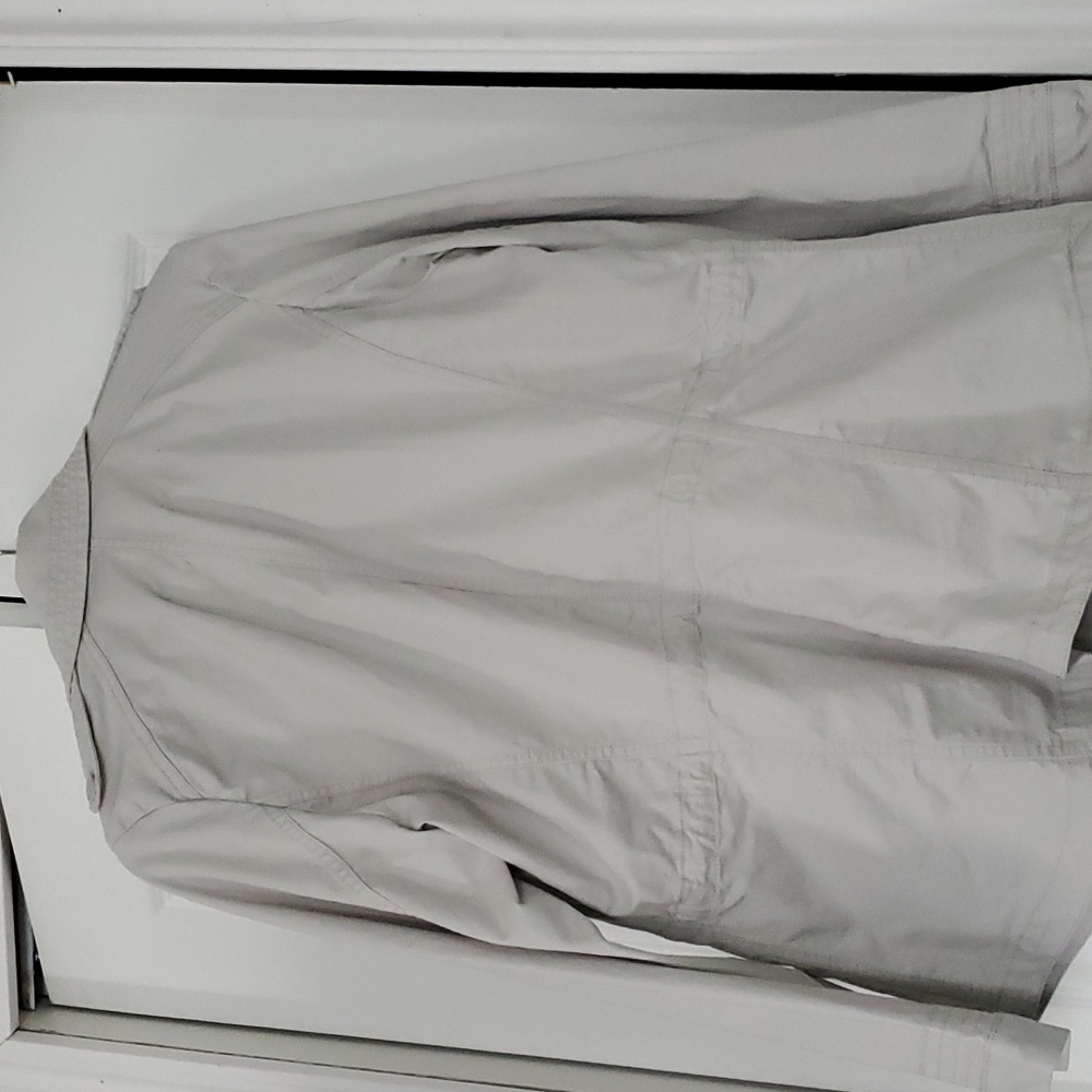 Spring Coat - Picture 2 of 3